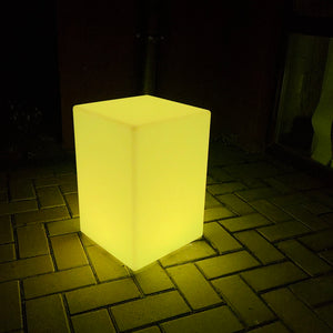 LED Cube Chair, Dimmable RGB Cubes with Remote Control,20 Inch  Universal Large LED Cube Seat, Waterproof Outdoor Light with Battery, Perfect Party Decoration for Home, Garden, Patio, Pool
