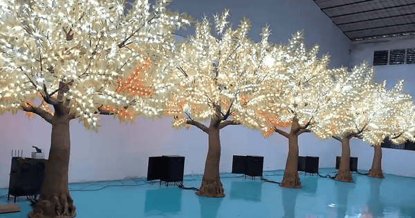 1pcs. 13.5ft Color-Changing Large LED Tree with DMX-512 Controller