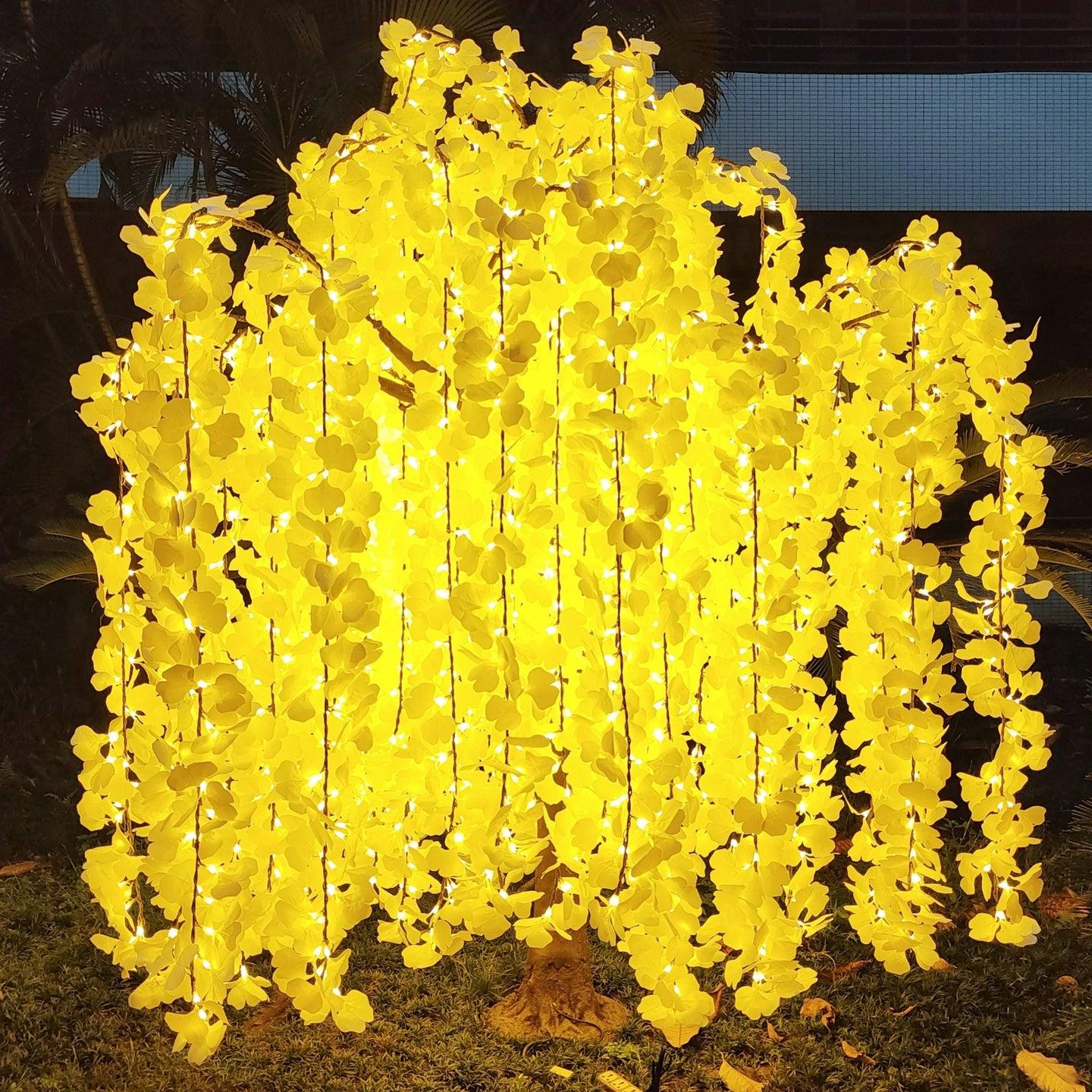 10ft Ginkgo Willow Lamp outdoor/indoor use 4536pcs LEDs