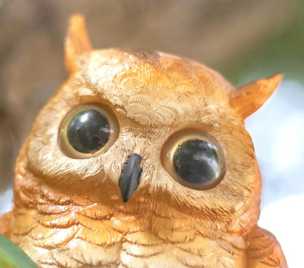Solar Owl Garden Statue with LED Light